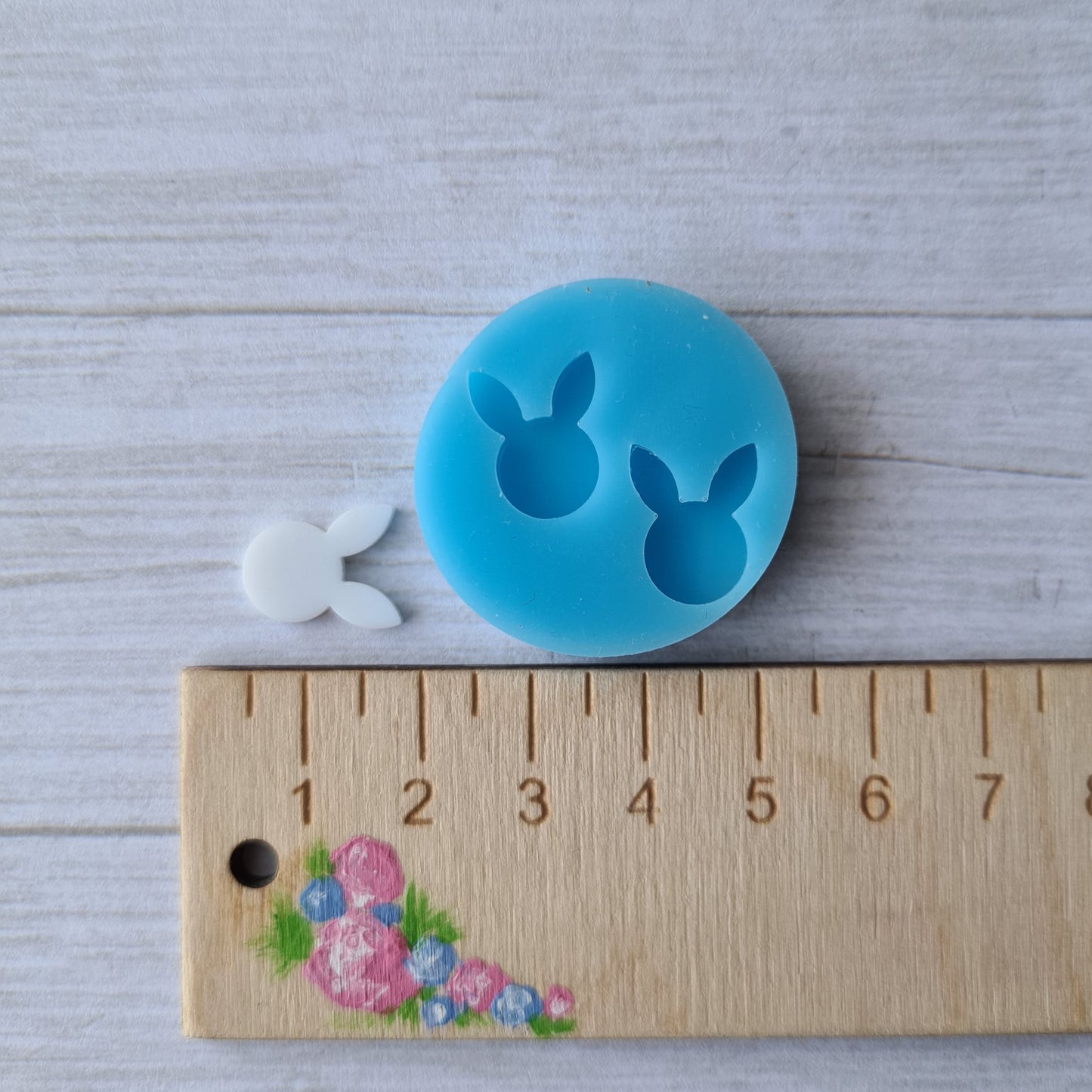Resin silicone mold - 12mm animal bunny easter stud earrings mold