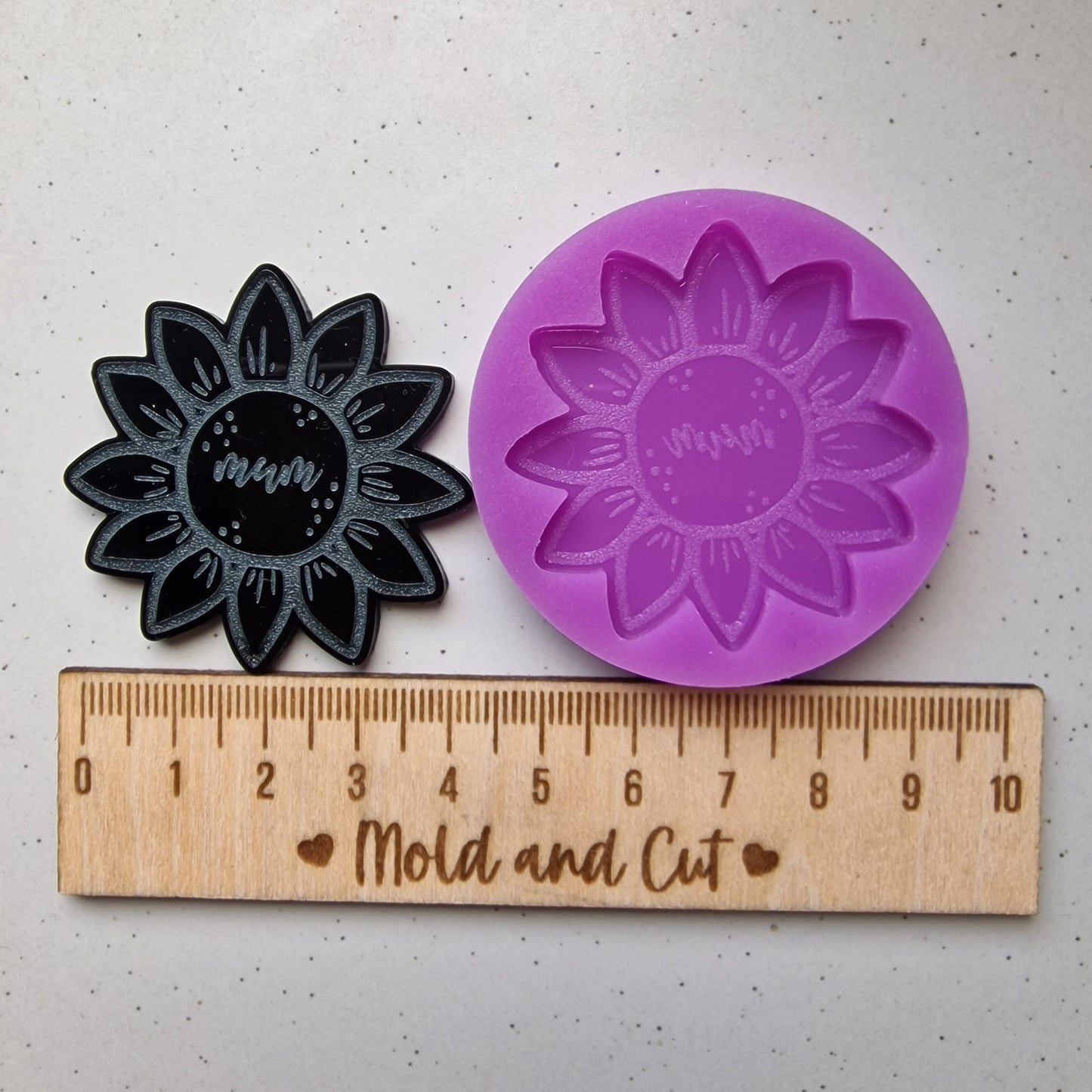 Resin keychain mold - 45mm sunflower mum mother's day mold