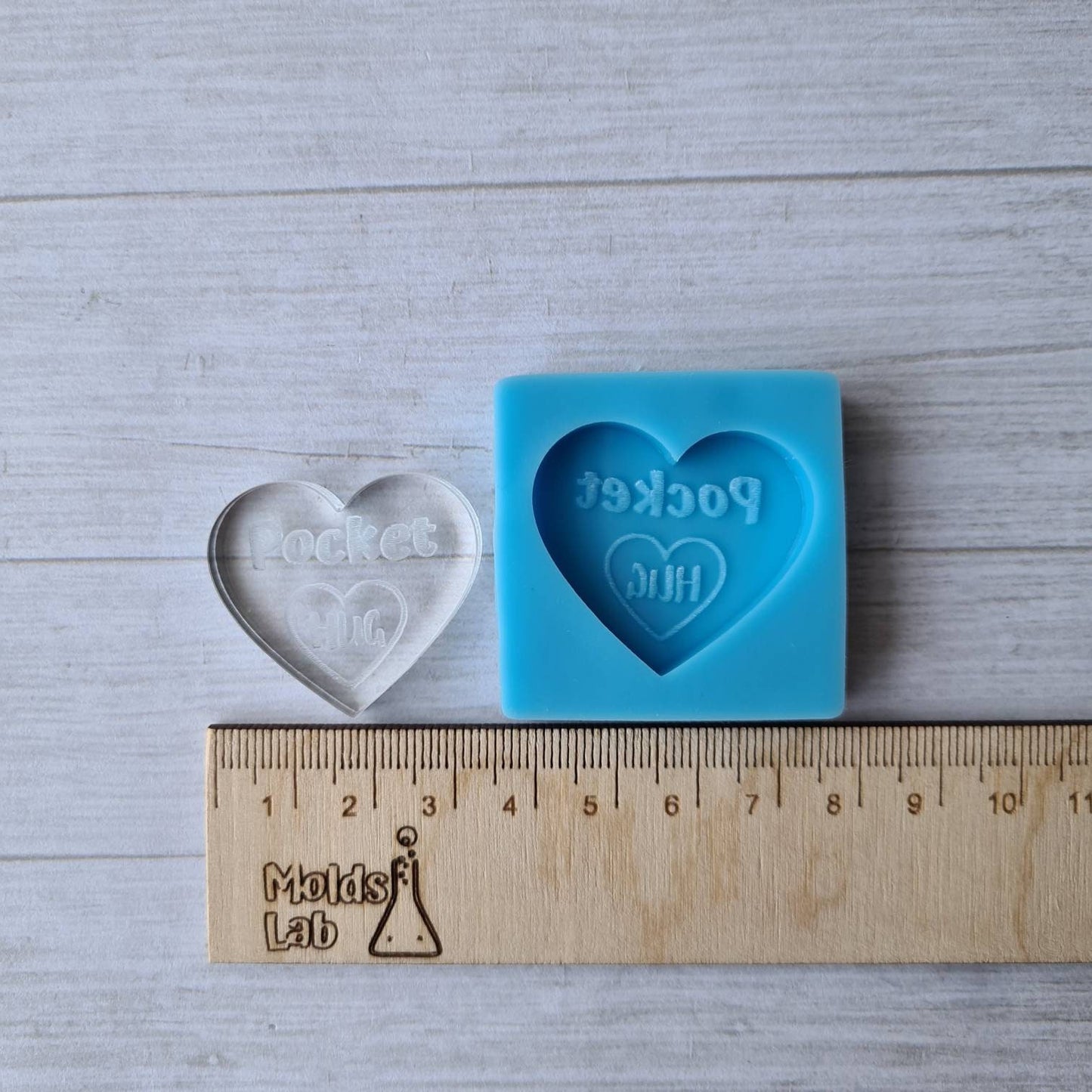 Resin pocket hug mold - 35mm pocket hug keychain mold