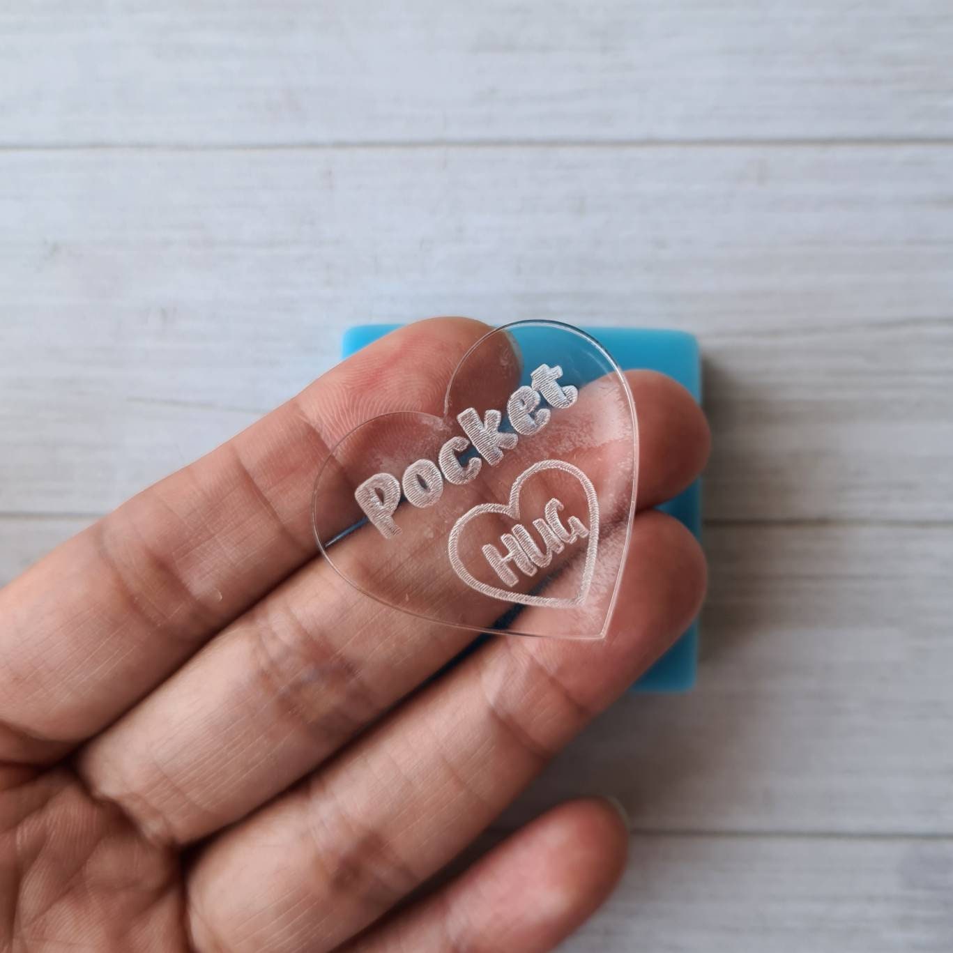Resin pocket hug mold - 35mm pocket hug keychain mold